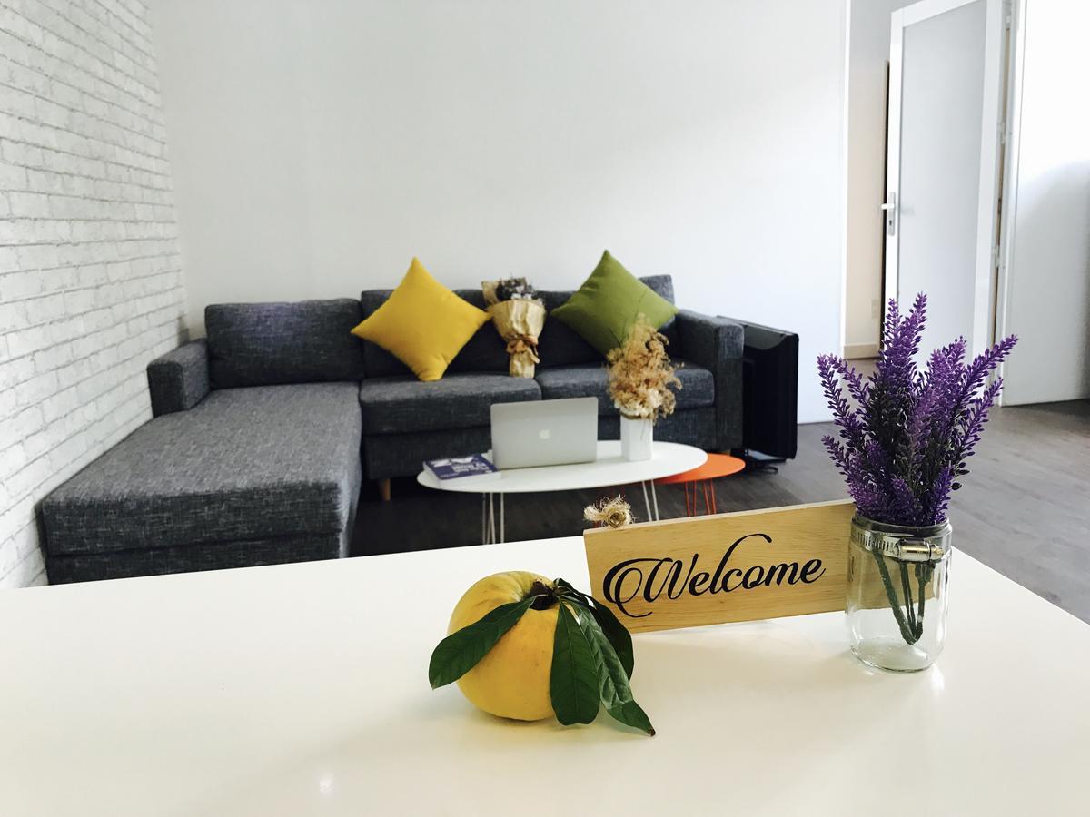 Smile Apartment 12 Ho Chi Minh City Exterior photo